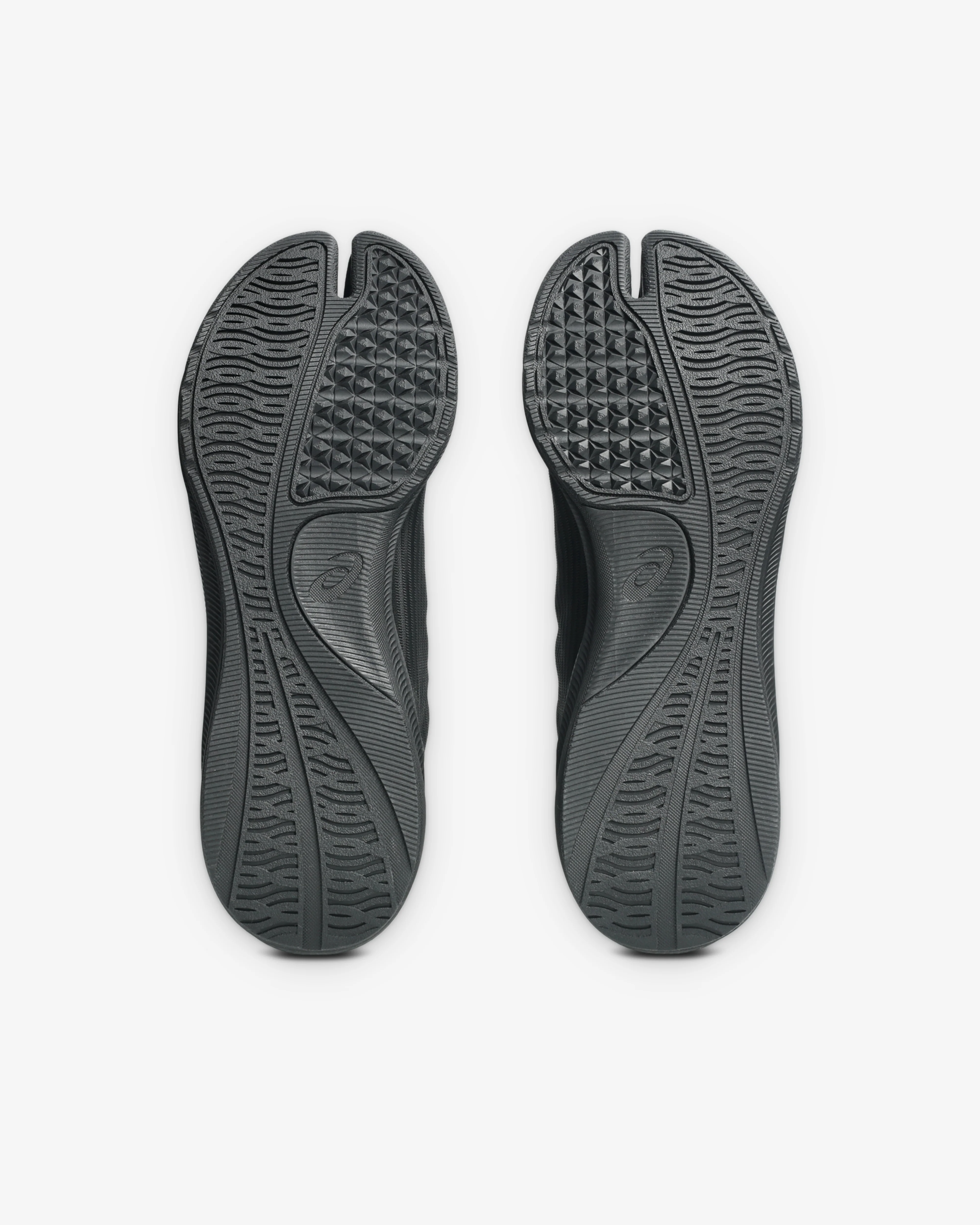 Asics - Men's Kiko Kostaninov Ilargi FF - (Carbon) - Image 7