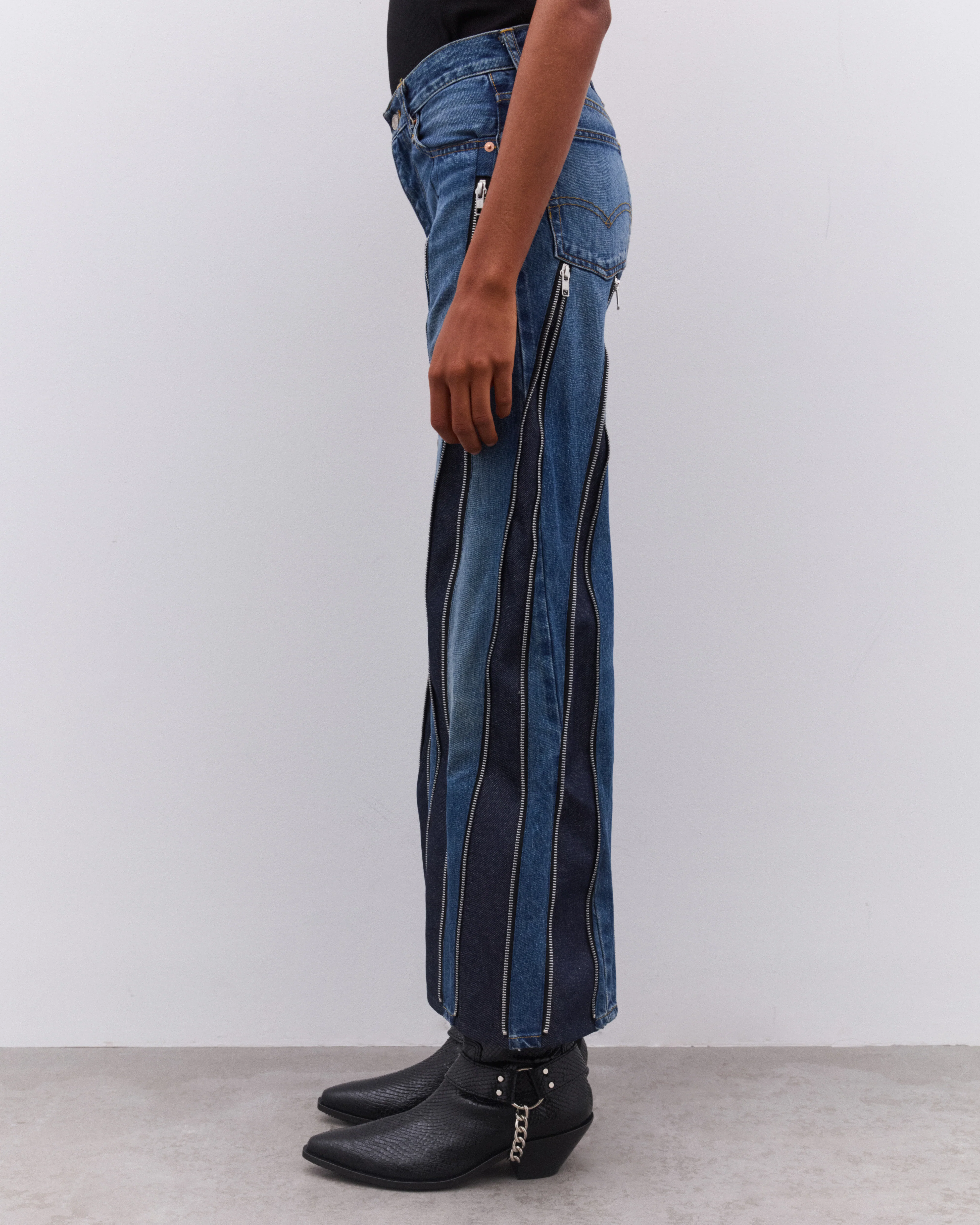 Junya Watanabe - Women’s Levi's Zip Jeans Pants - (Indigo) - Image 4