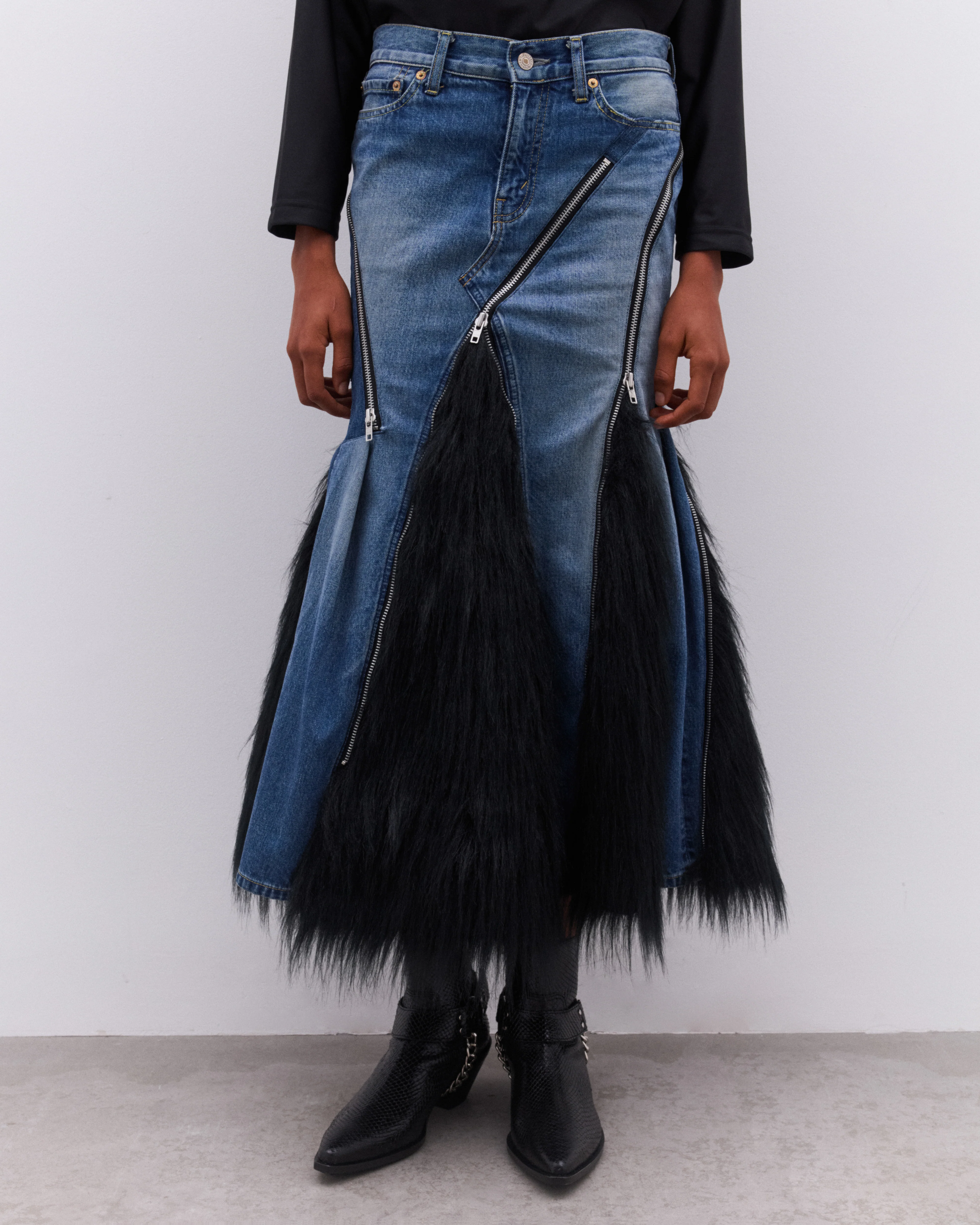 Junya Watanabe - Women’s Levi's Faux Fur Panelled Skirt - (Indigo/Black) - Image 3