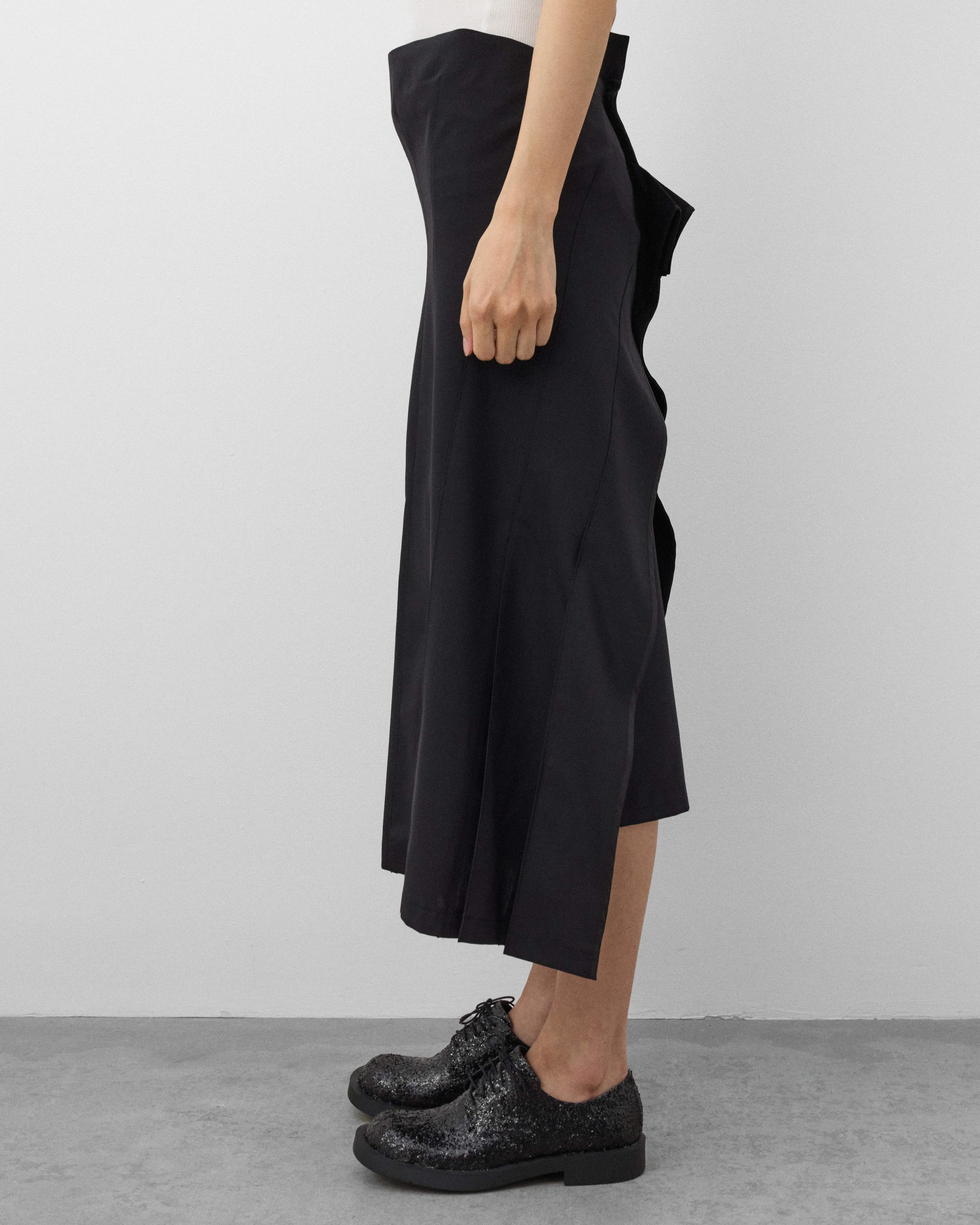 Junya Watanabe - Women's Pleated Skirt - (Black) - Image 4