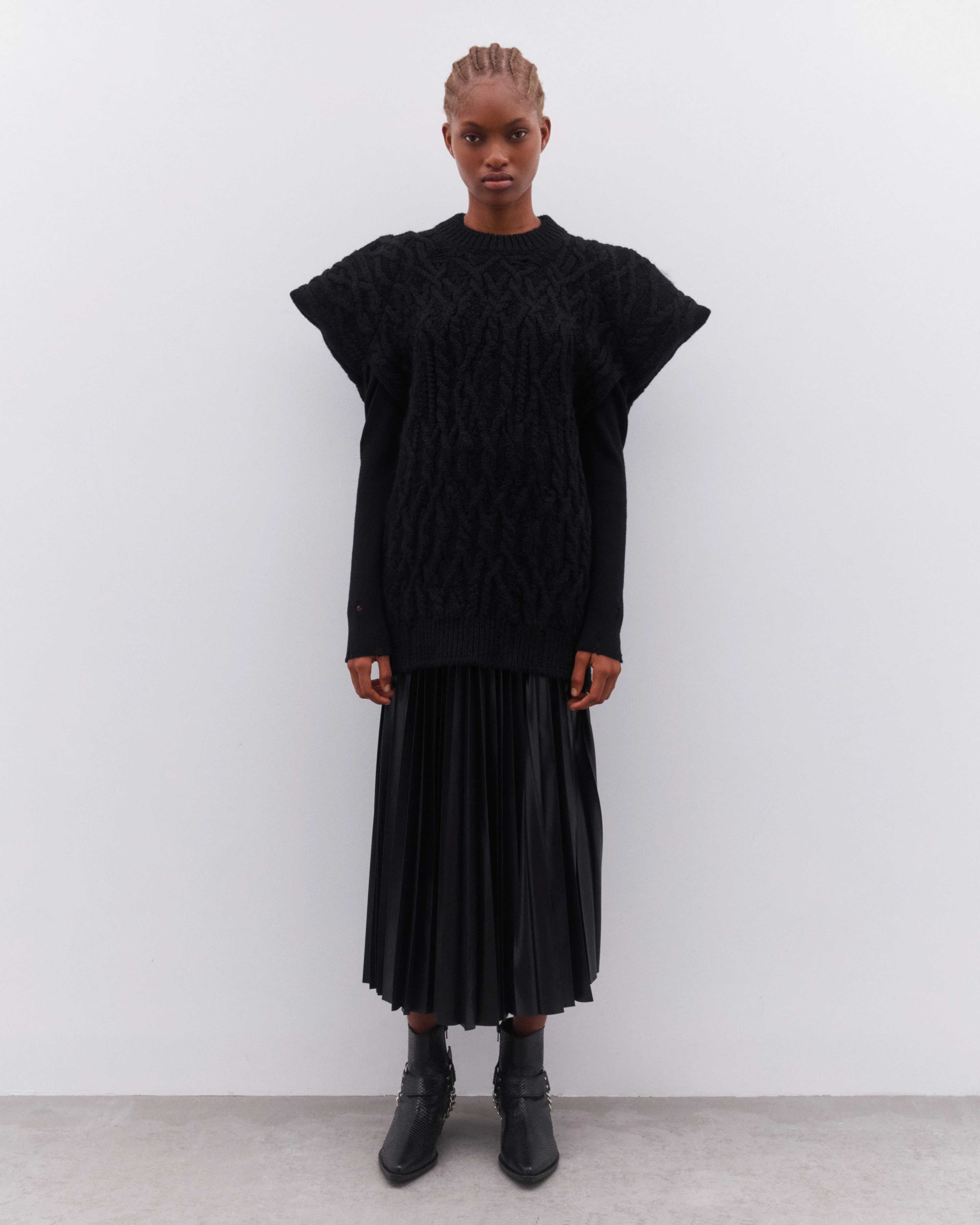 Junya Watanabe - Women's Sleeveless Sweater - (Black) - Image 6