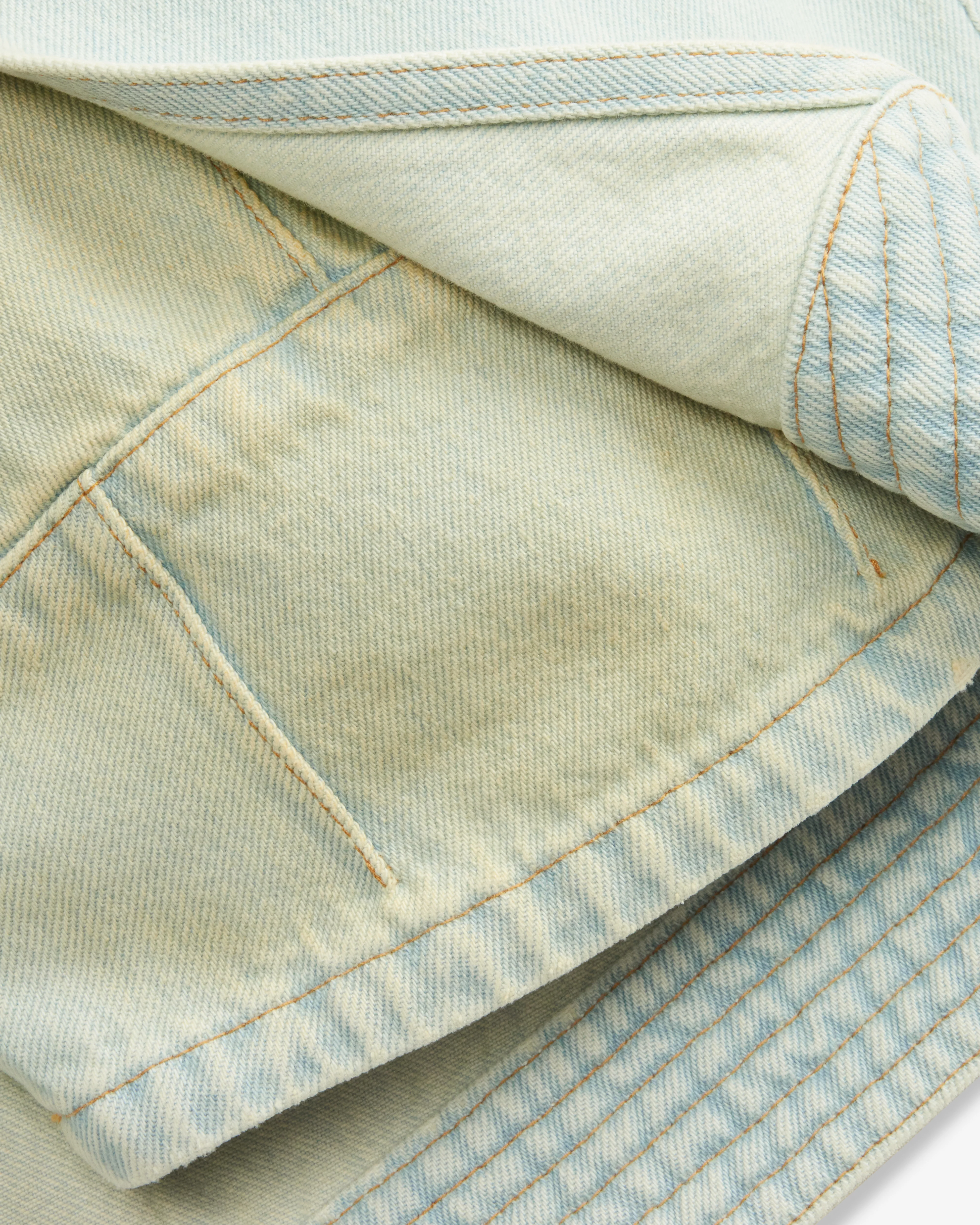 Kiko Kostadinov - Women’s Levi's Carina Apron Shorts - (Lupin) - Image 5