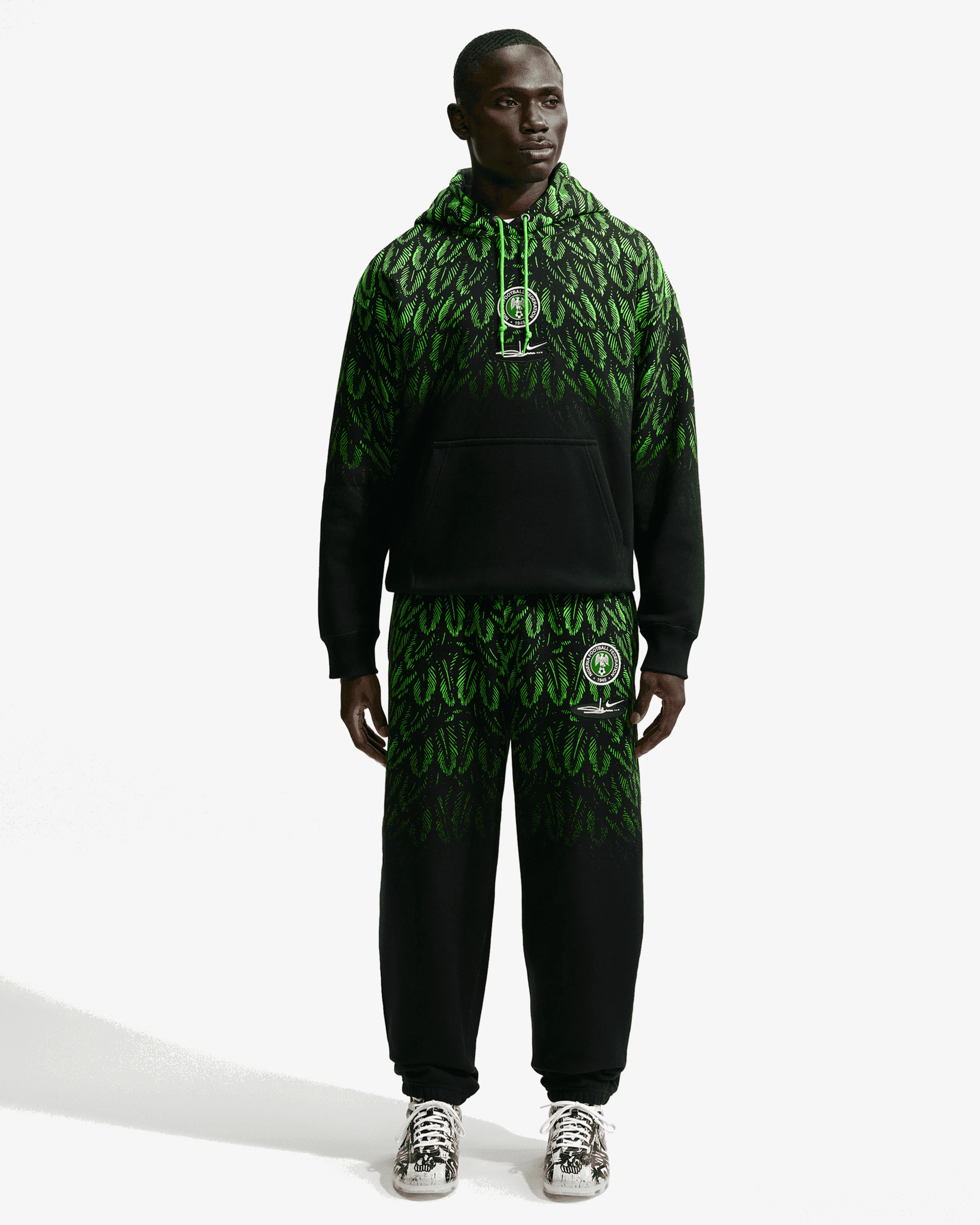 Nike - Slawn Nigeria Fleece Pants - (Black/Poison Green)