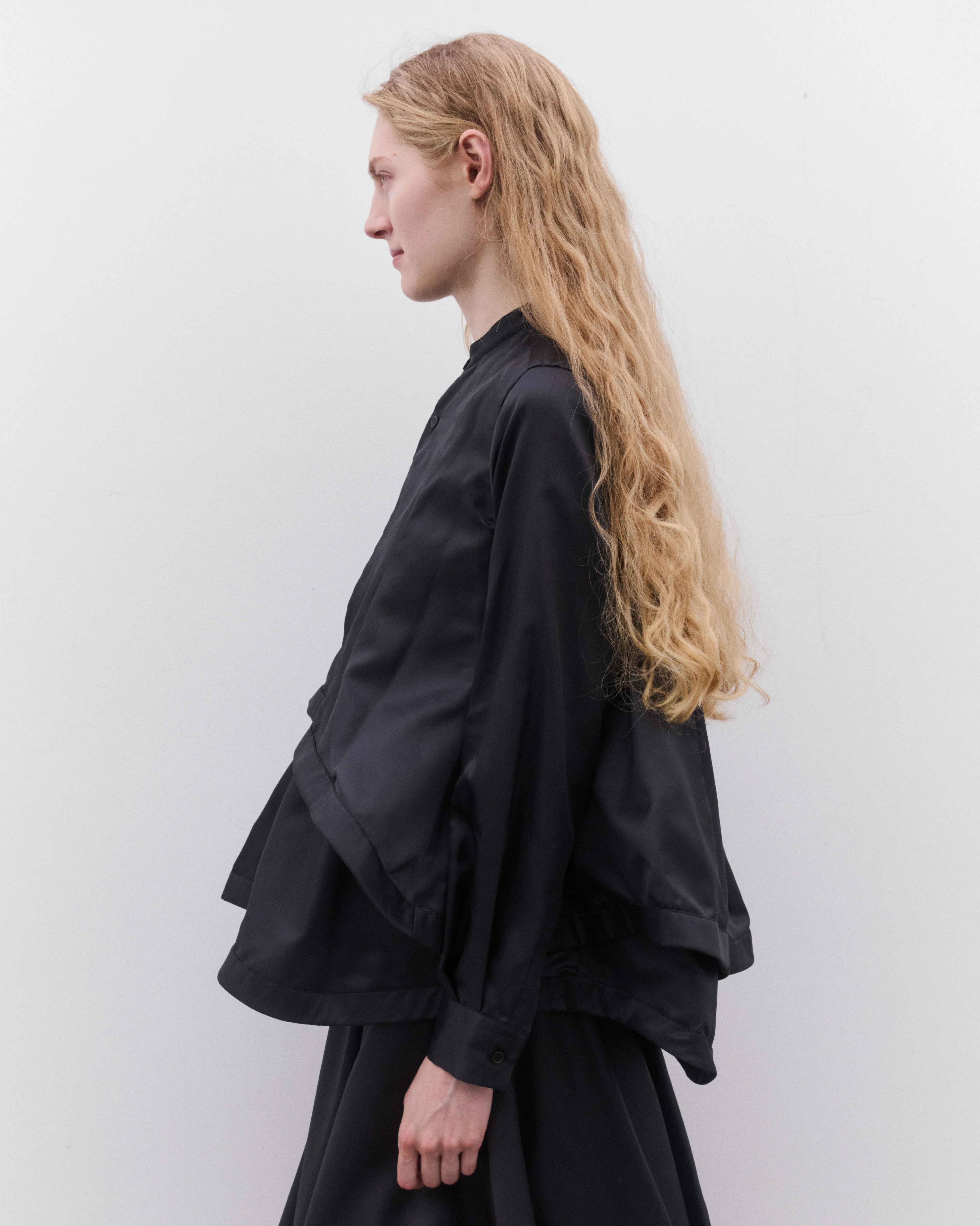 Noir Kei Ninomiya - Women's Double Layer Collarless Blouse - (Black) - Image 4