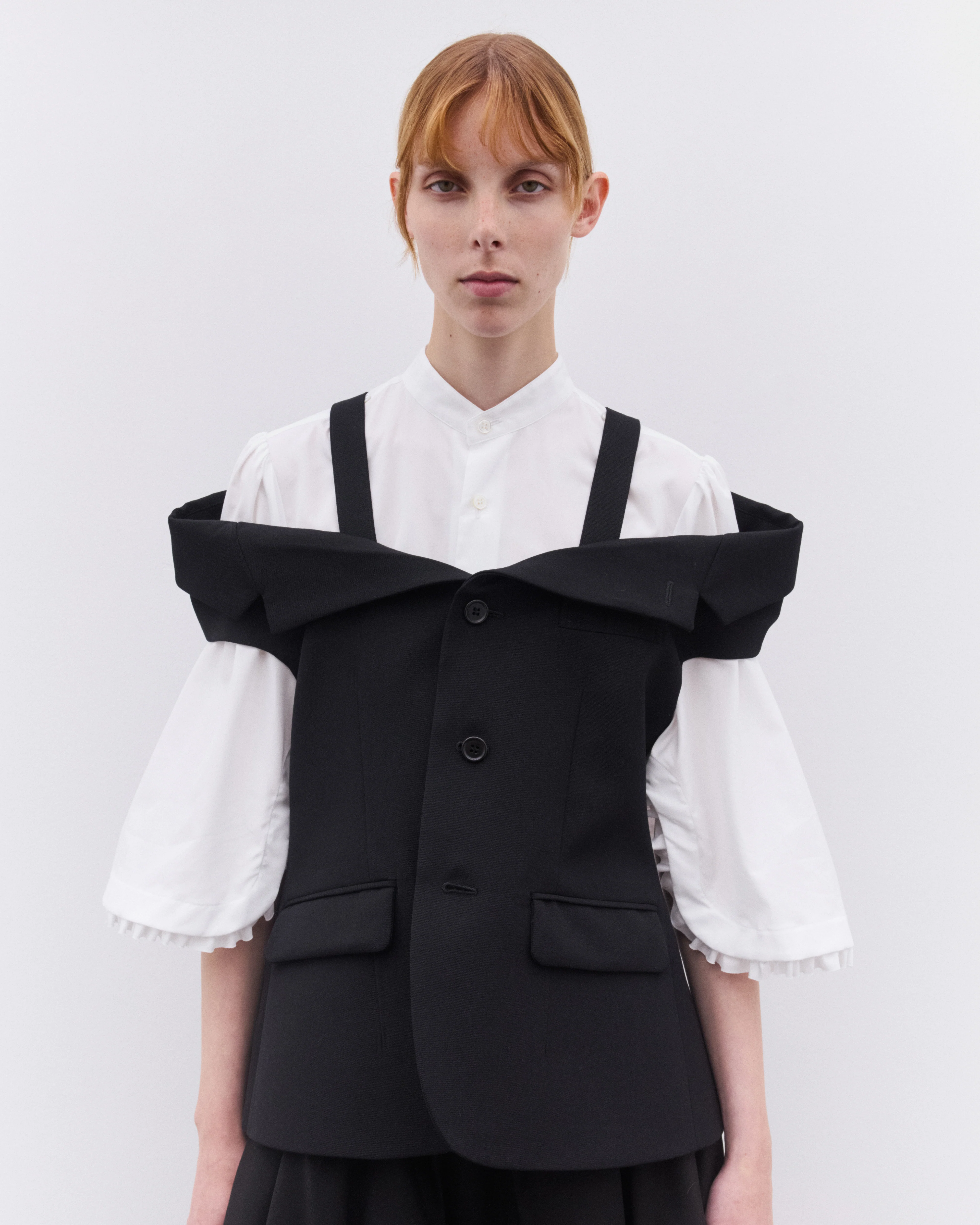 Noir Kei Ninomiya - Women’s Off-Shoulder Blazer - (Black) - Image 3