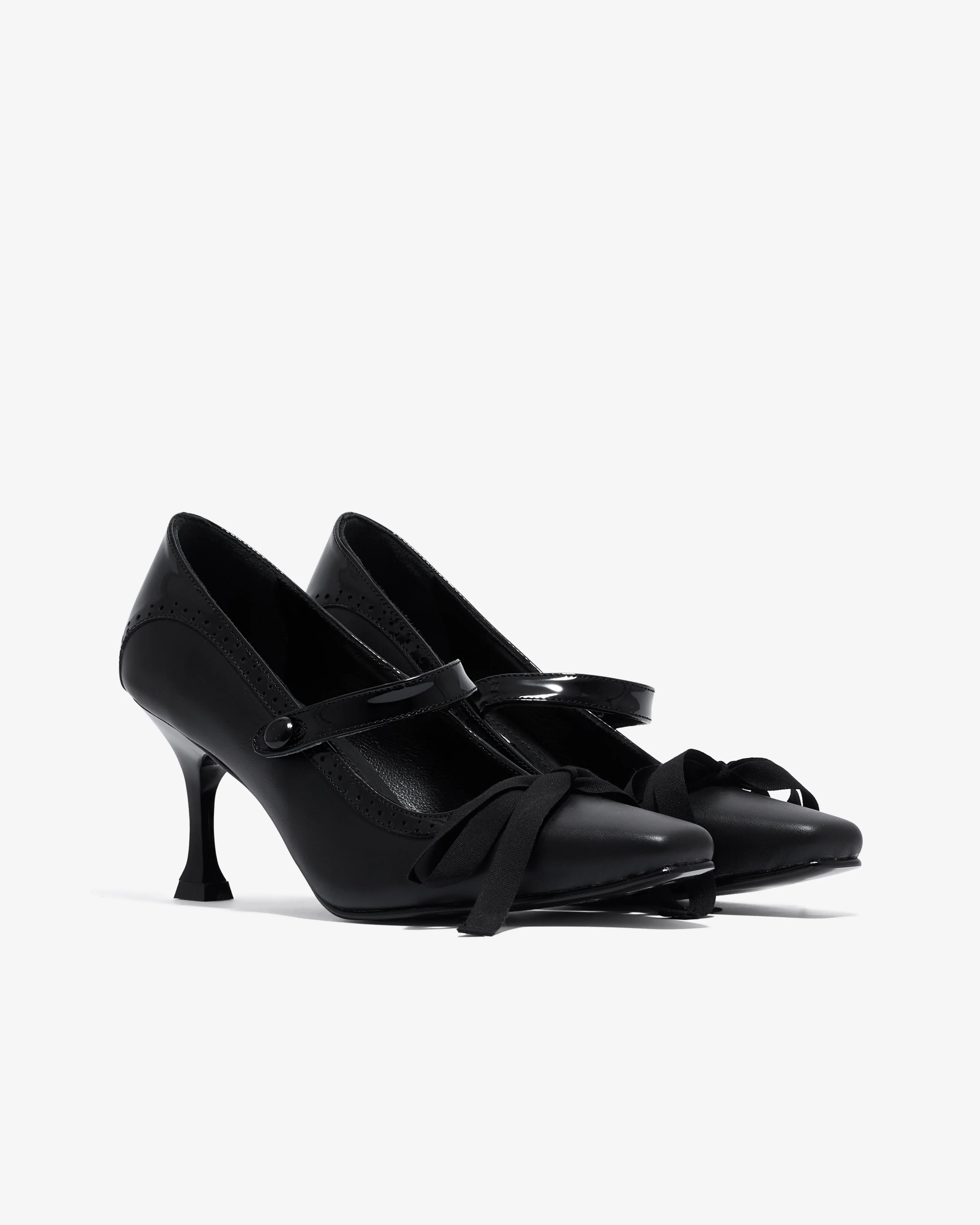 Renaissance Renaissance - Women’s Dame Kitten Heel - (Black) - Image 3