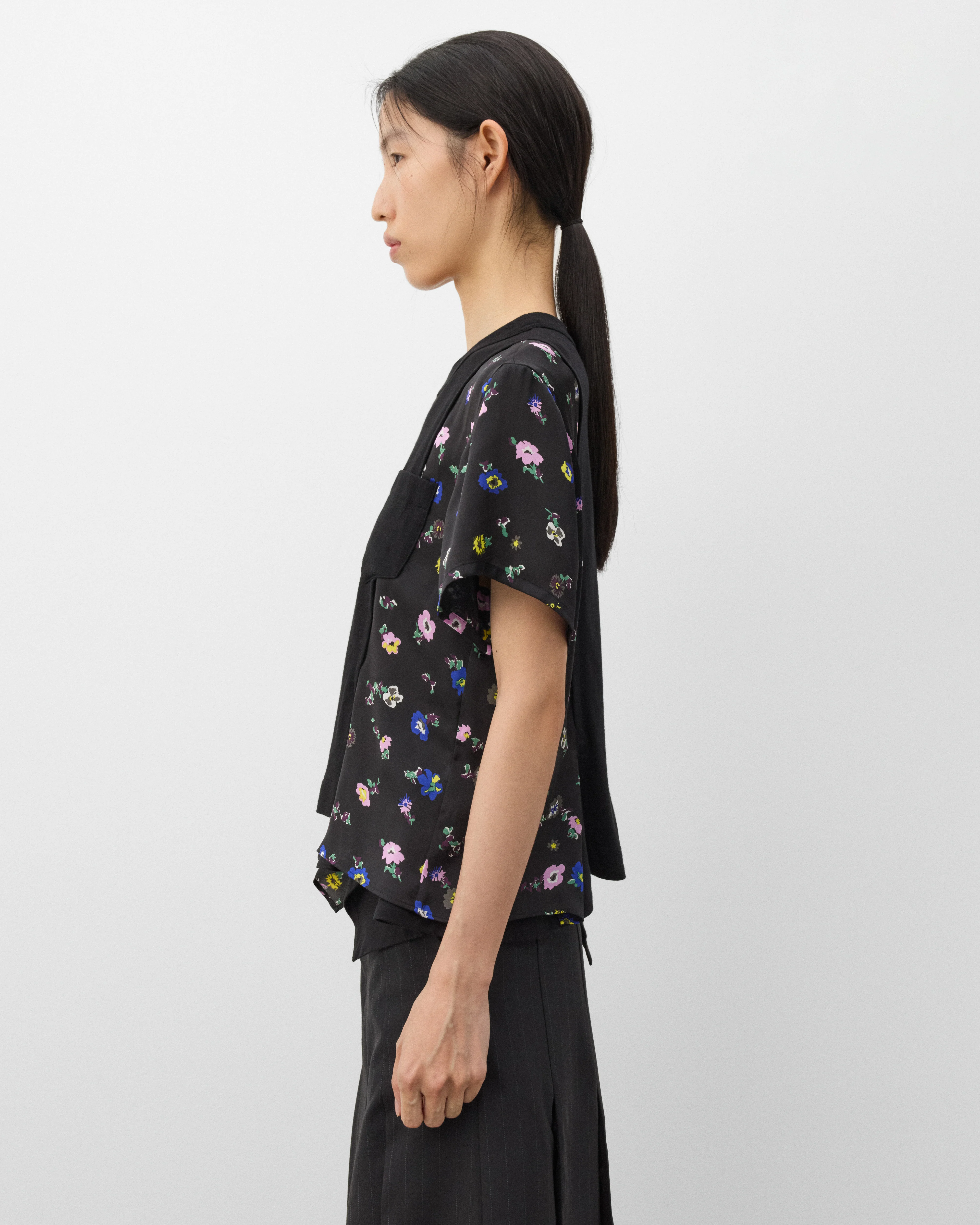 Sacai - Women's Floral Print T-Shirt - (Black/Multi) - Image 4