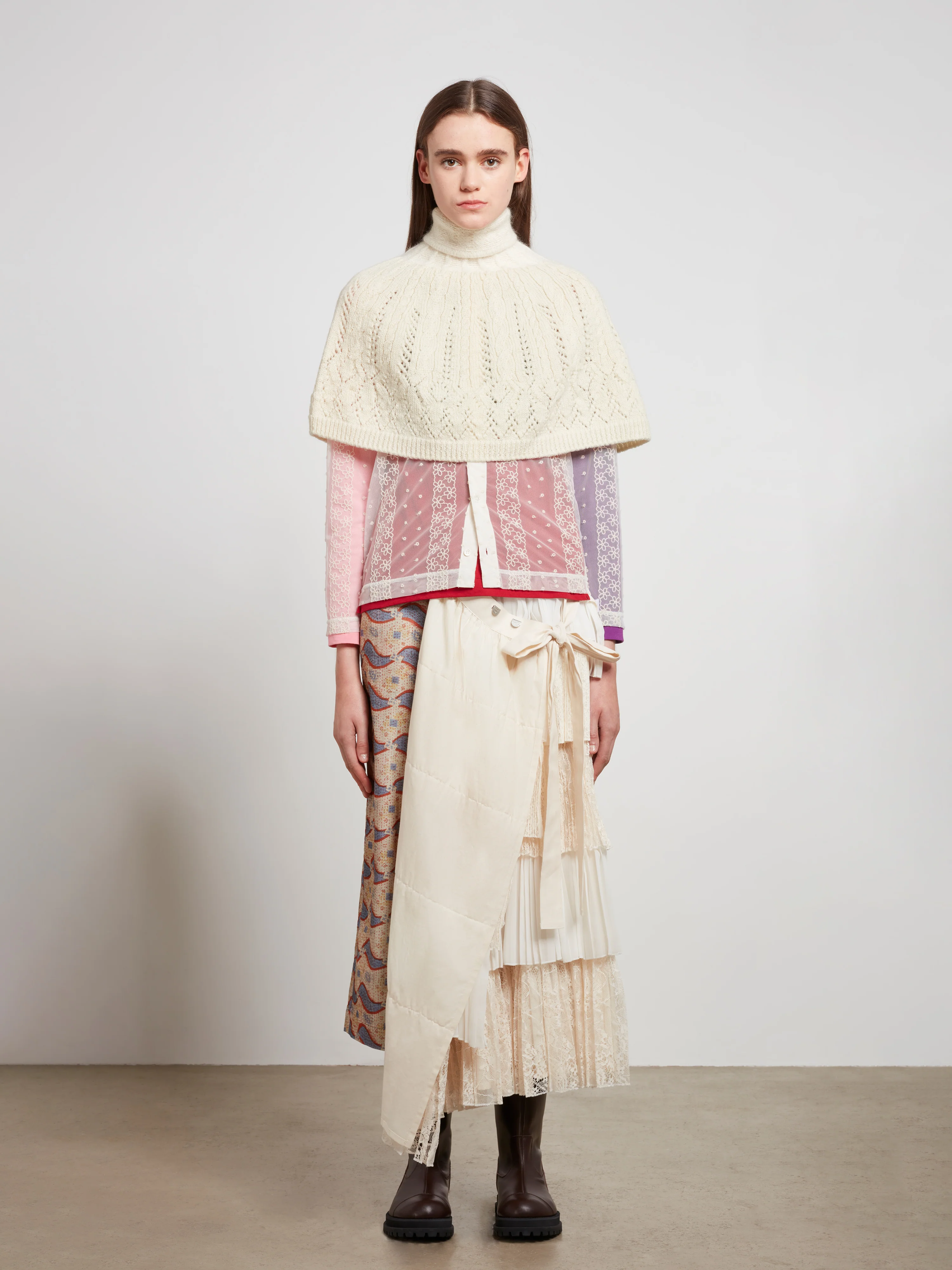 Tao - Knitted Cape - (Natural) - Image 5