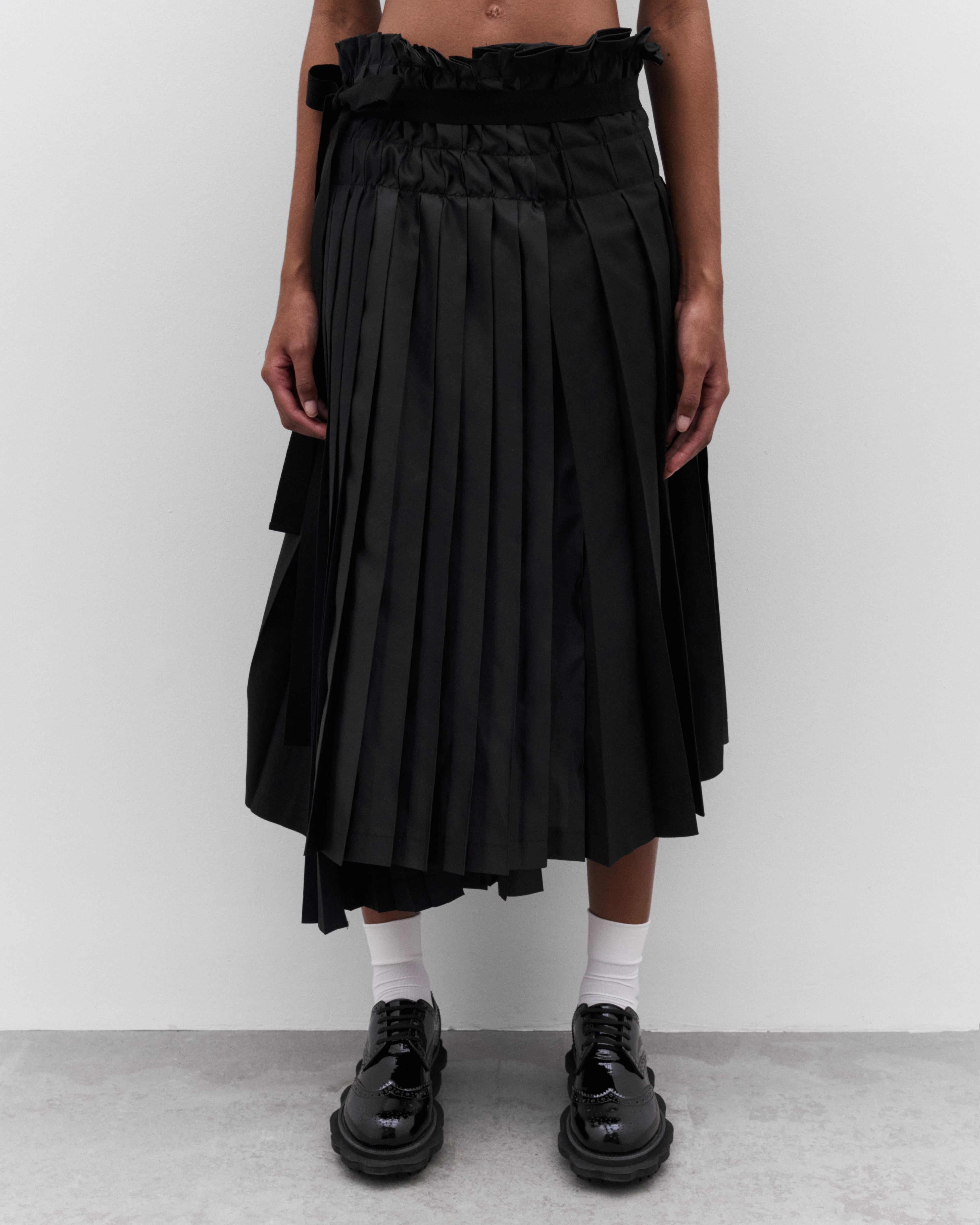 Tao - Women’s Pleated Asymmetric Skirt - (Black) - Image 3